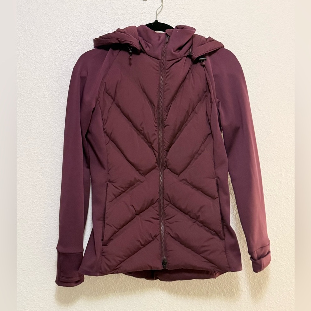 EUC Athleta Inlet Down Jacket Wine Small